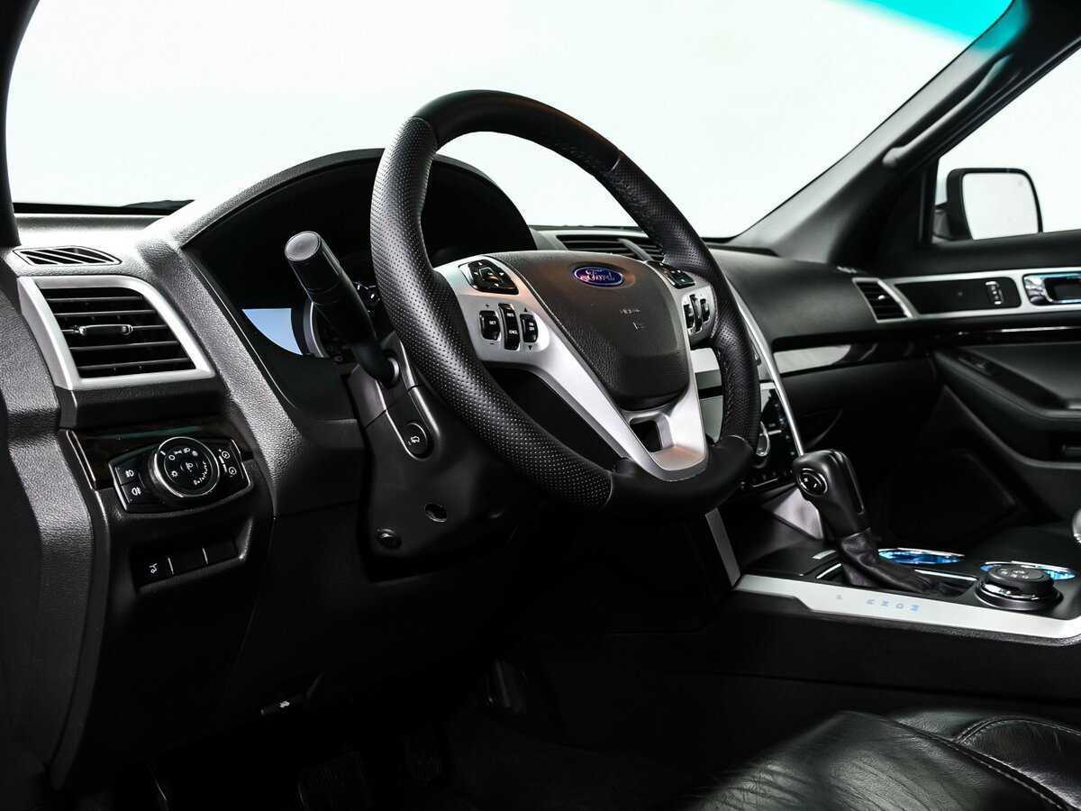 Б/У Форд Експлорер 2013 года. Фото: #11