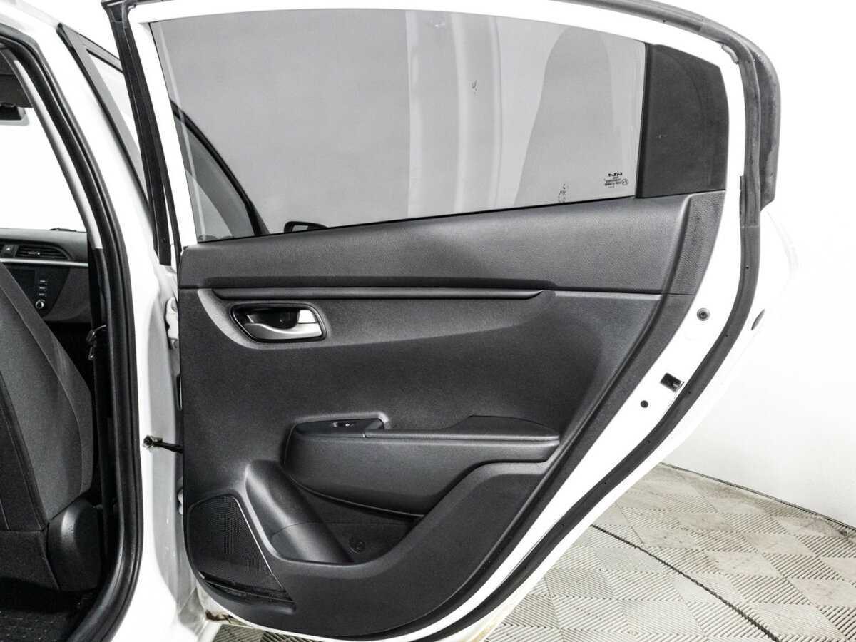 Б/У Киа Рио 2021 года. Фото: #26