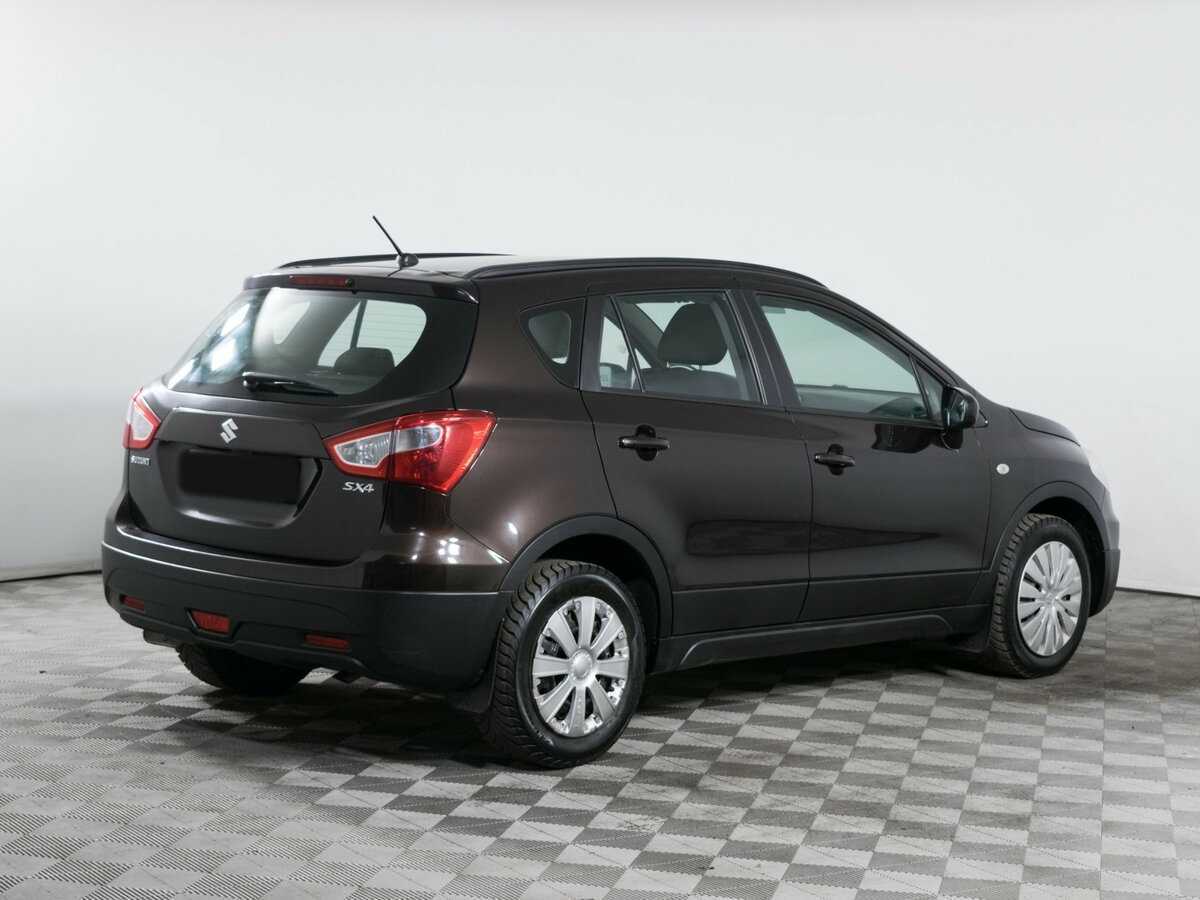 Б/У Сузуки С-Икс4 2014 года. Фото: #3