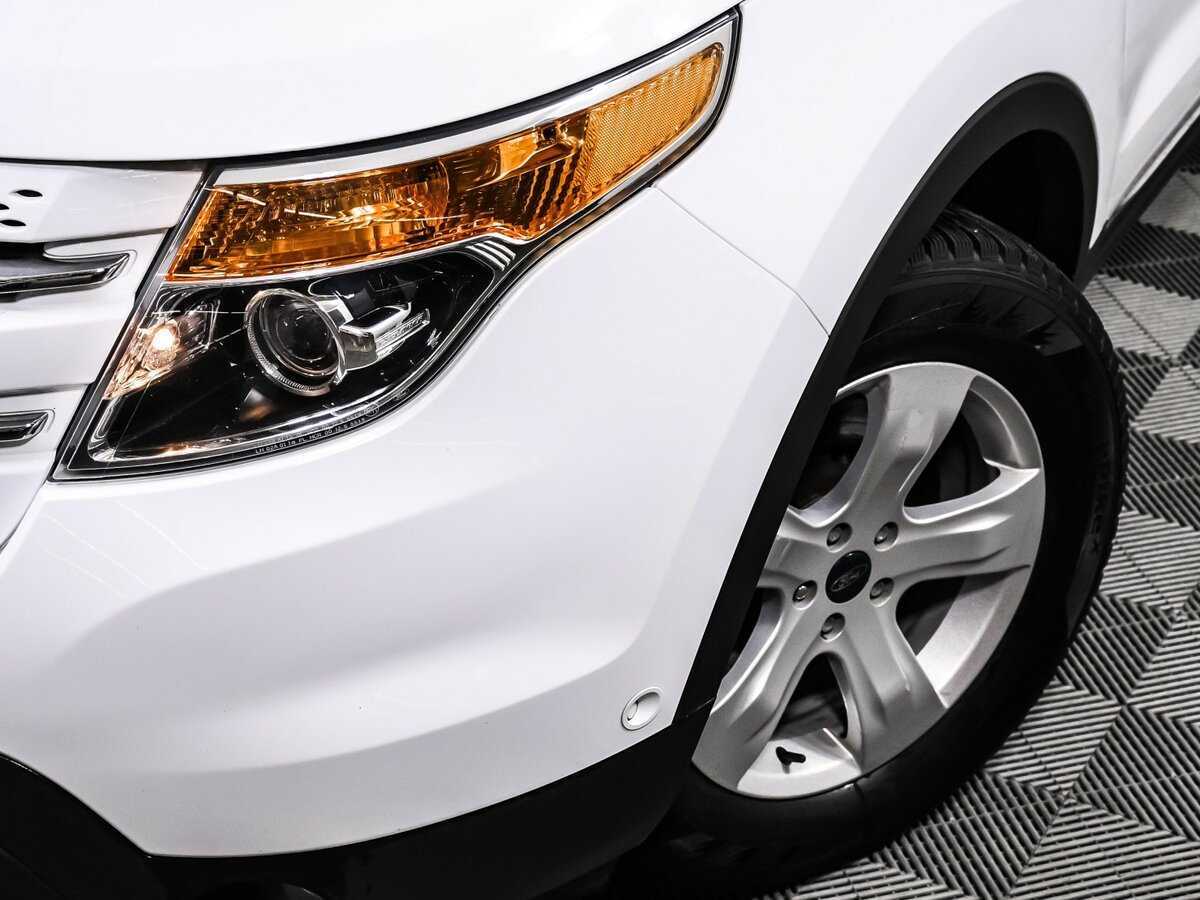 Б/У Форд Експлорер 2014 года. Фото: #14