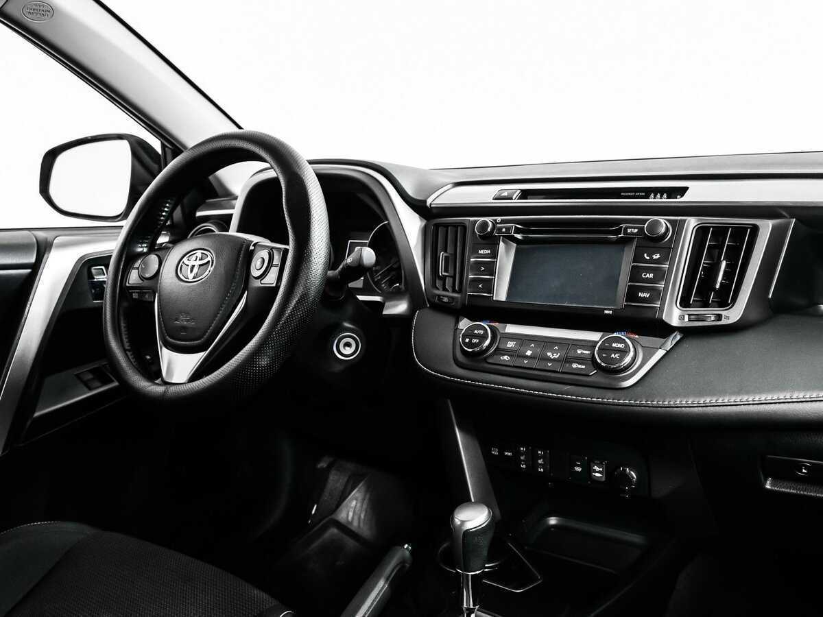 Б/У Тойота Рав4 2016 года. Фото: #8