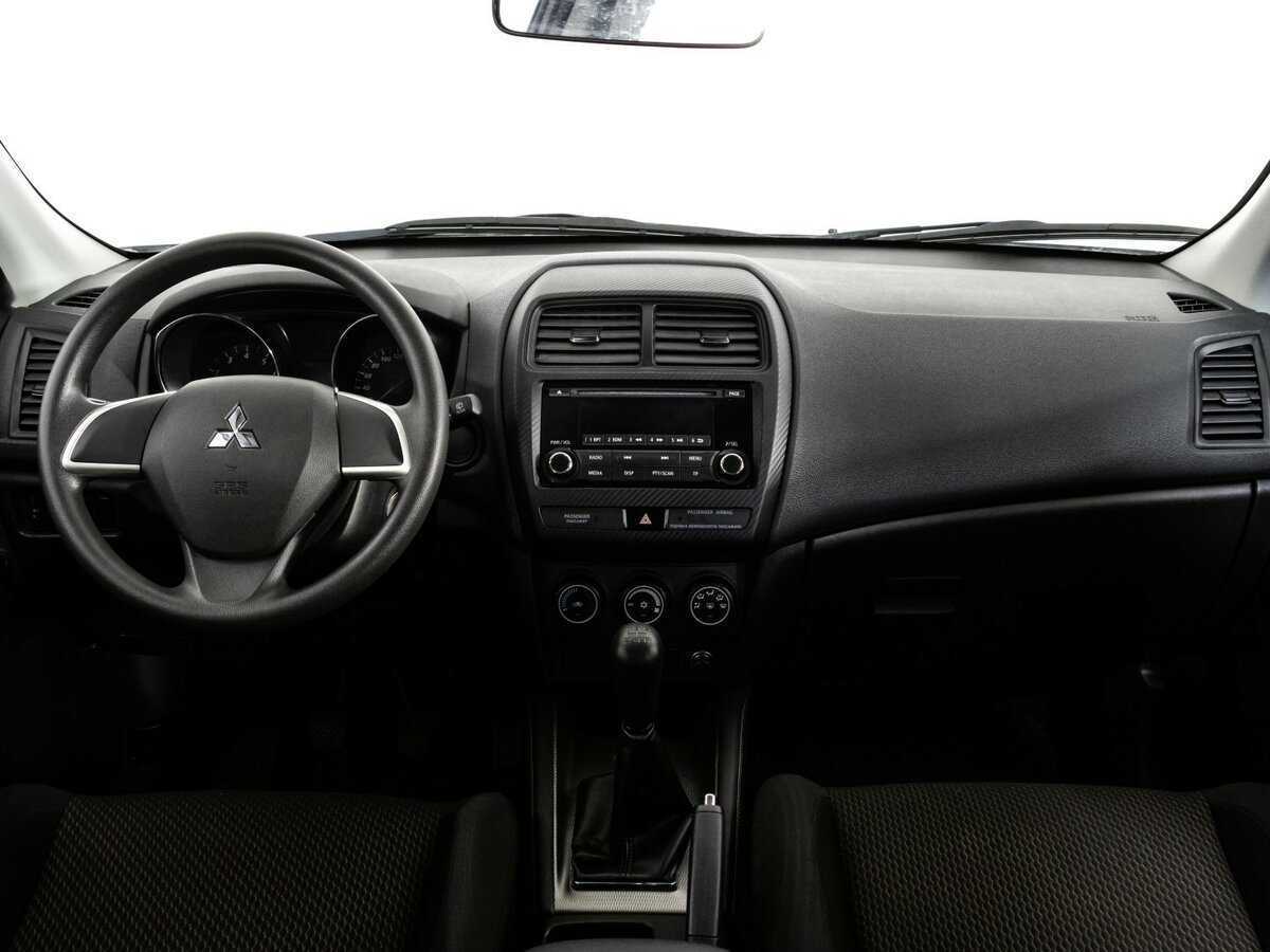 Б/У Митсубиши АС-Икс 2017 года. Фото: #7