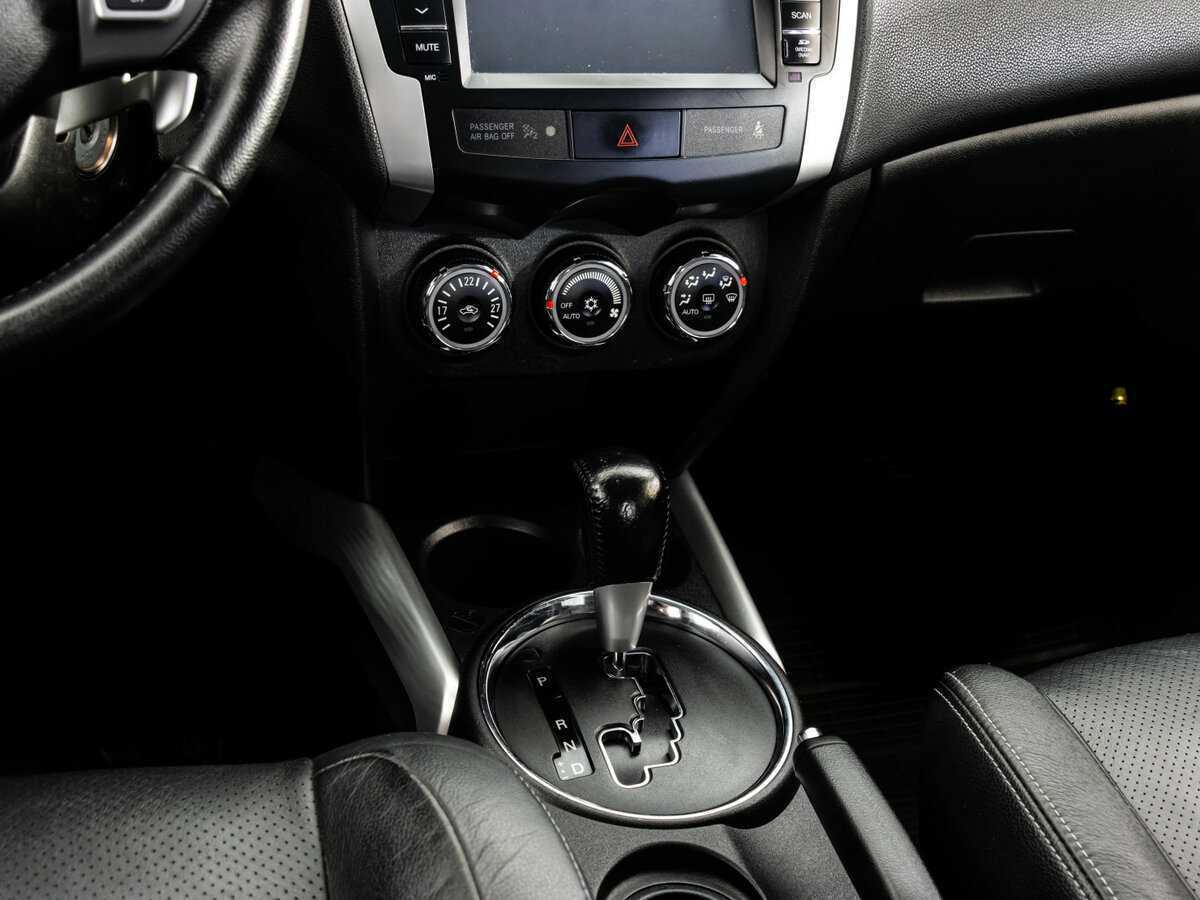 Б/У Митсубиши АС-Икс 2012 года. Фото: #11