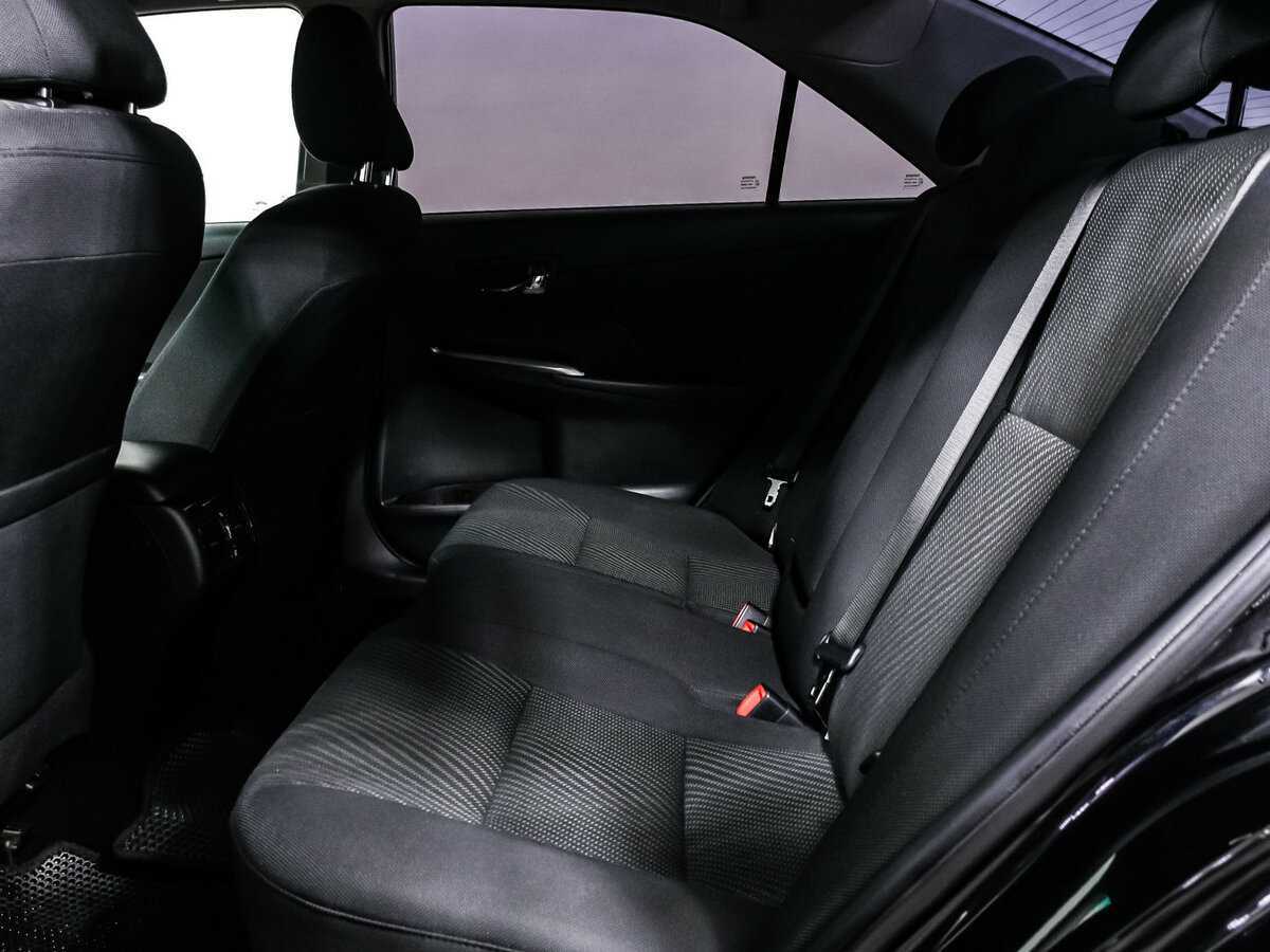 Б/У Тойота Камри 2018 года. Фото: #12