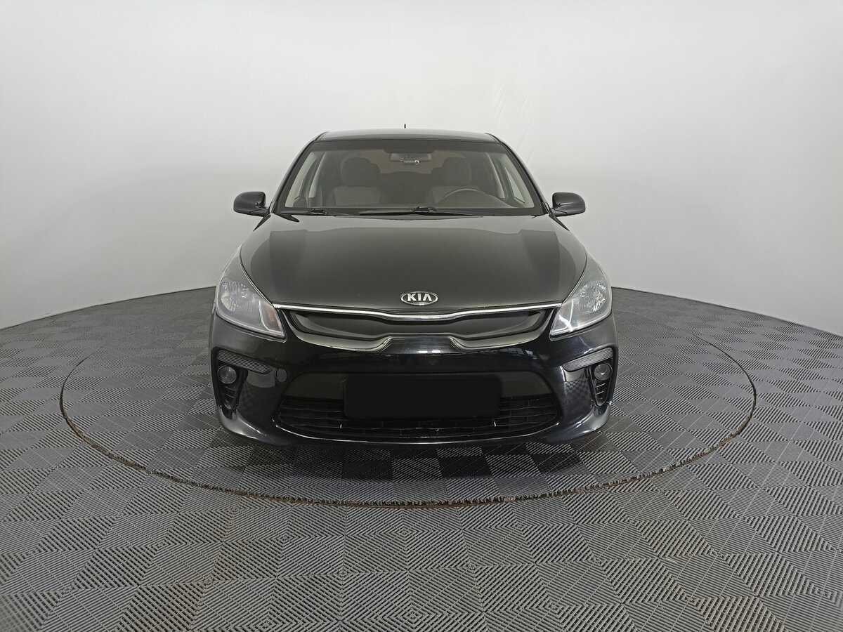 Б/У Киа Рио 2017 года. Фото: #1