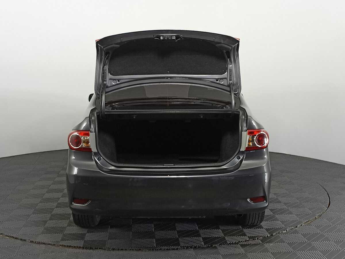 Б/У Тойота Королла 2012 года. Фото: #9