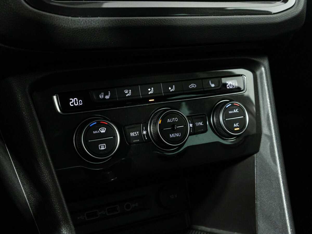 Б/У Фольксваген Тигуан 2018 года. Фото: #18