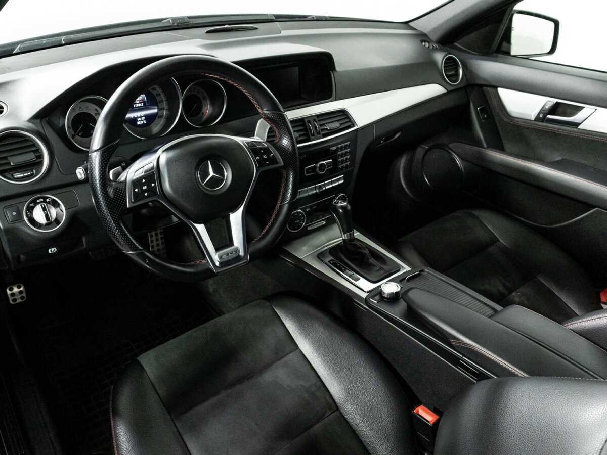 Б/У Мерседес-Бенц Ц-Класс 2013 года. Фото: #7