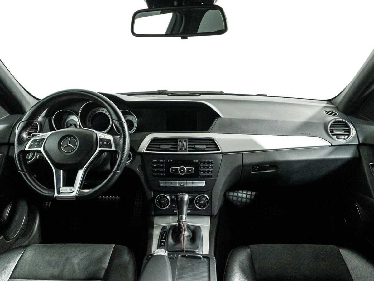 Б/У Мерседес-Бенц Ц-Класс 2013 года. Фото: #9