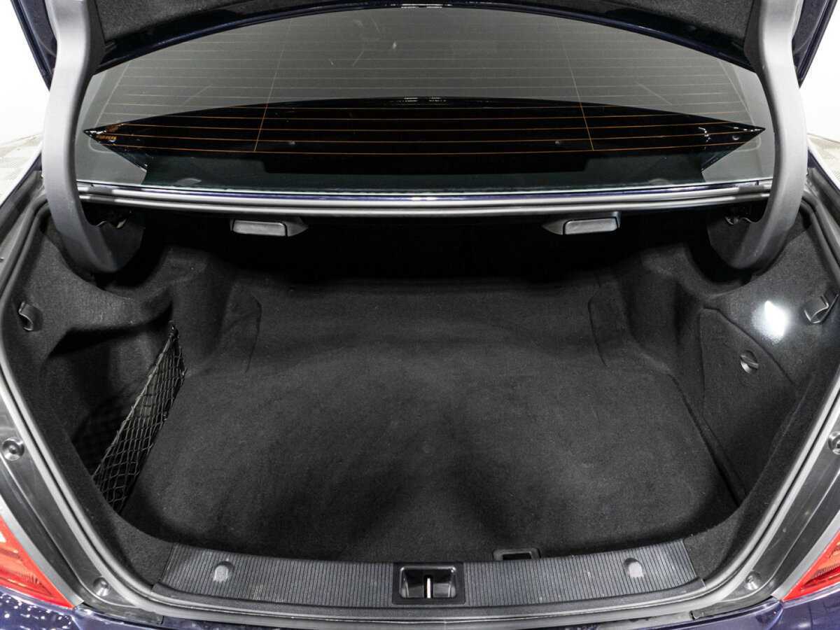 Б/У Мерседес-Бенц Ц-Класс 2013 года. Фото: #11