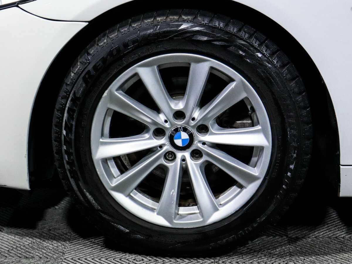 Б/У БМВ 5 серии 2013 года. Фото: #14