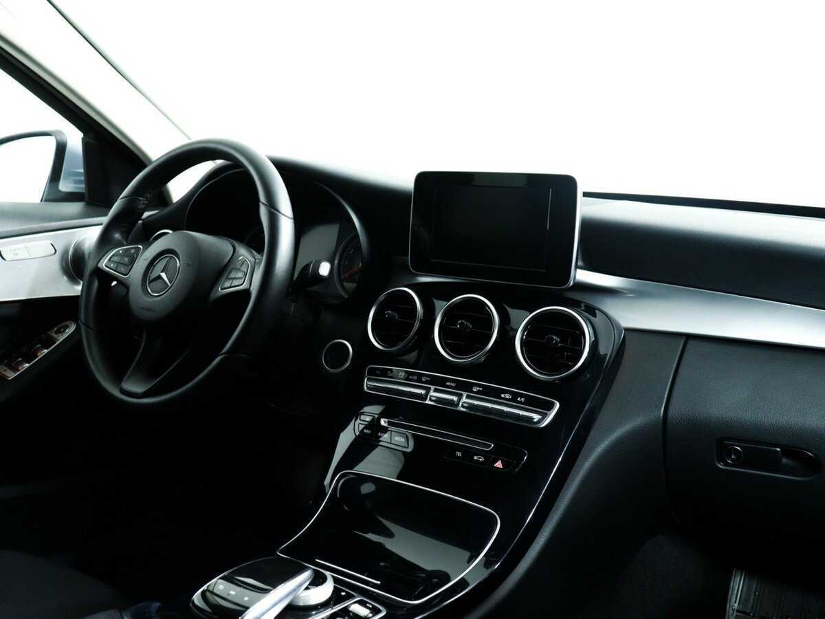 Б/У Мерседес-Бенц Ц-Класс 2017 года. Фото: #15