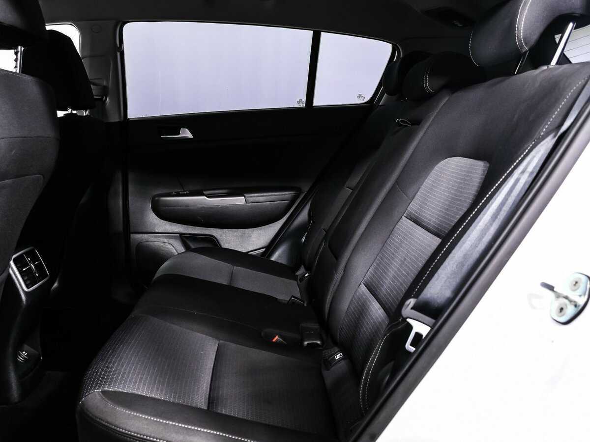 Б/У Киа Спортейдж 2021 года. Фото: #12