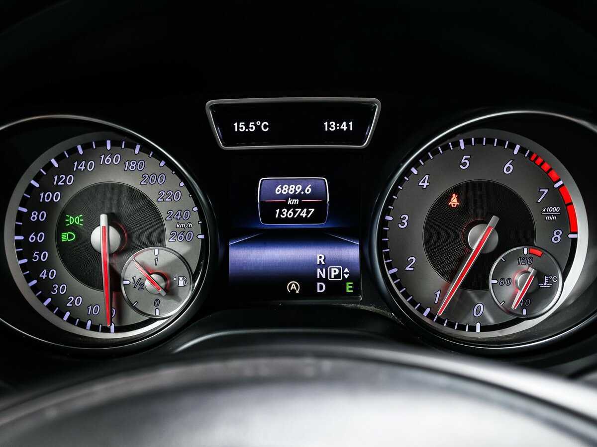 Б/У Мерседес-Бенц КЛА 2015 года. Фото: #9