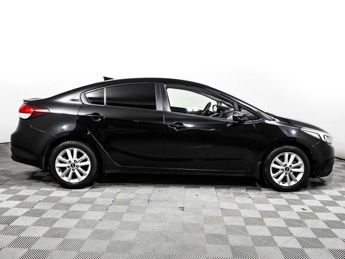 Б/У Киа Церато 2017 года. Фото: #3