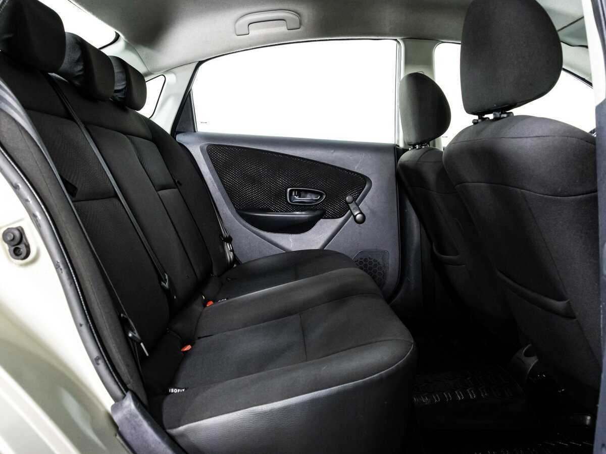 Б/У Ниссан Альмера 2016 года. Фото: #10