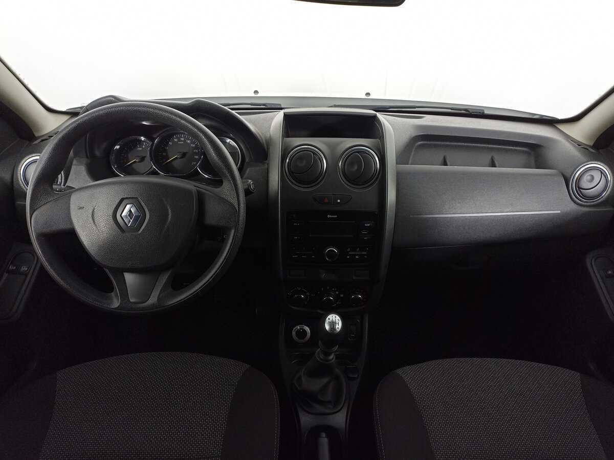 Б/У Рено Дастер 2017 года. Фото: #11