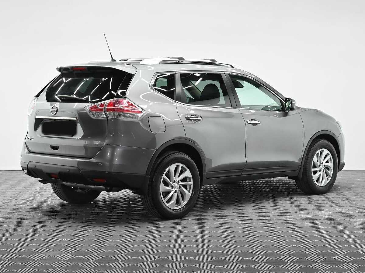 Б/У Ниссан Икс-Трейл 2016 года. Фото: #2