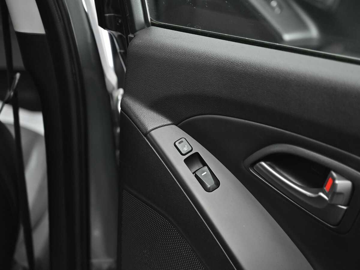 Б/У Хендай ай-икс35 2014 года. Фото: #15