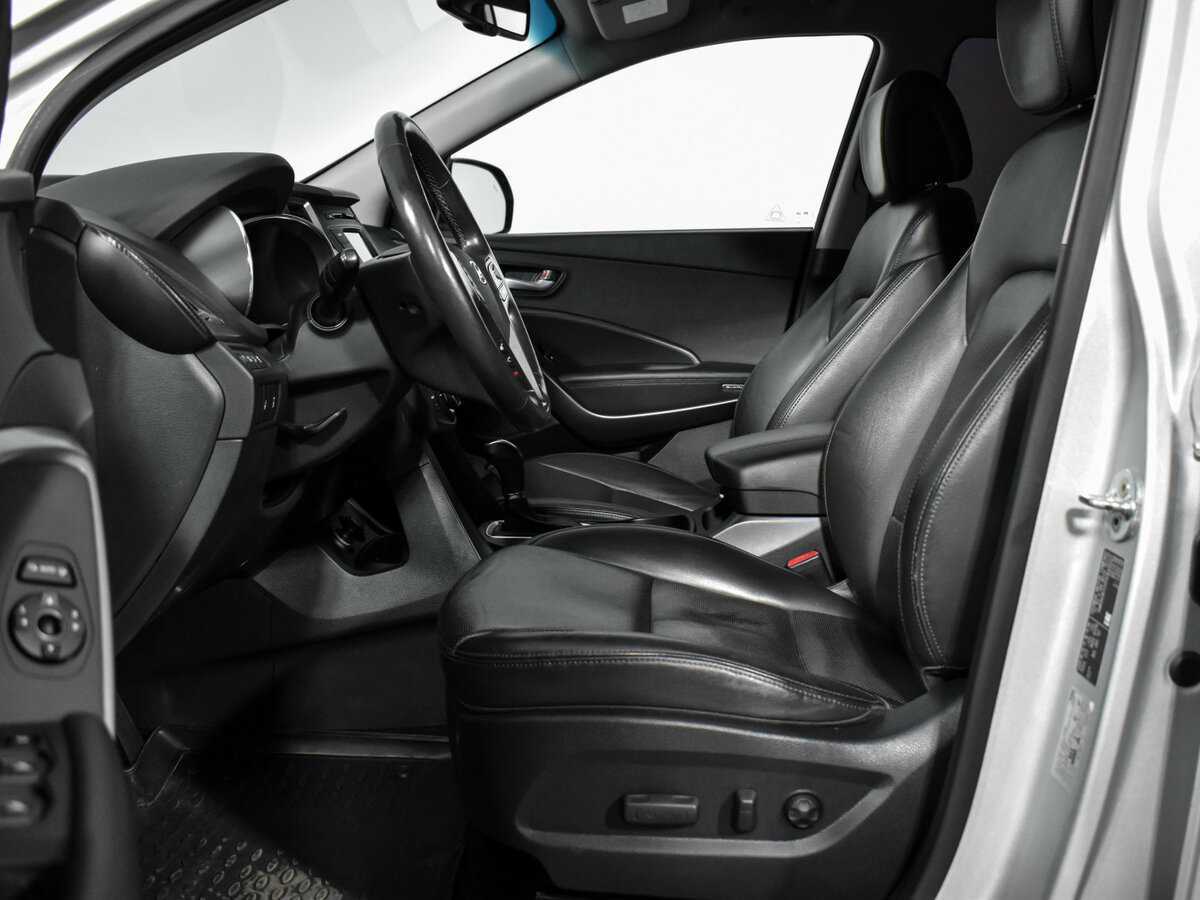 Б/У Хендай Санта Фе 2016 года. Фото: #9