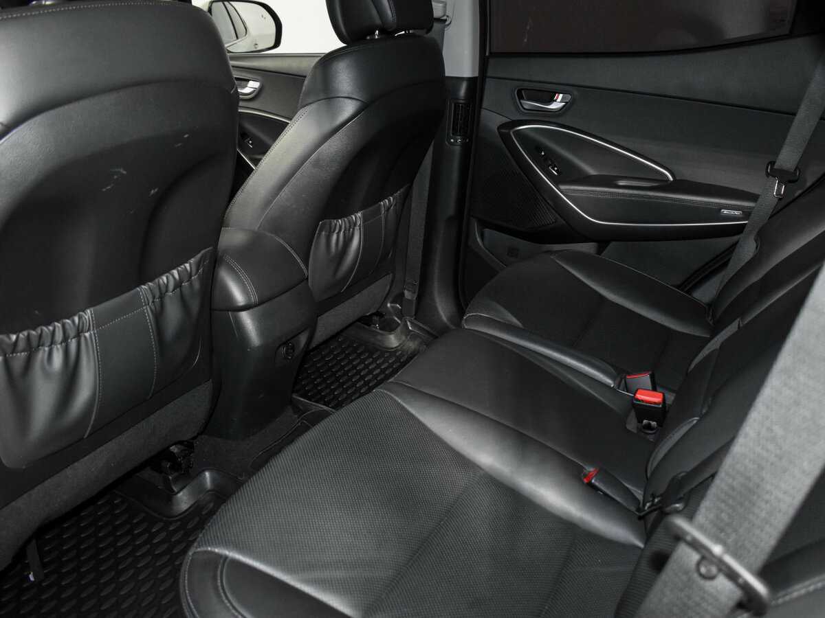 Б/У Хендай Санта Фе 2016 года. Фото: #10