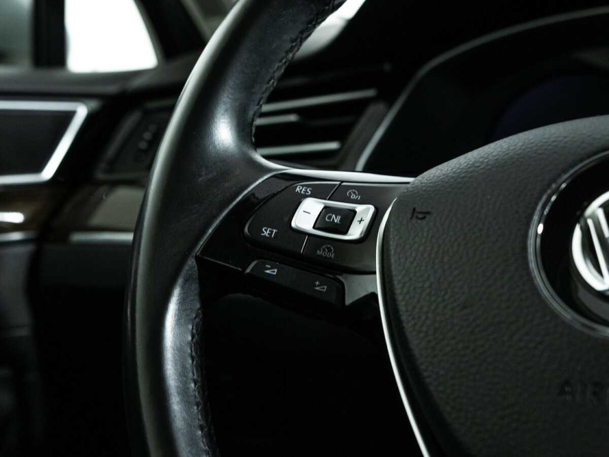 Б/У Фольксваген Пассат 2017 года. Фото: #20