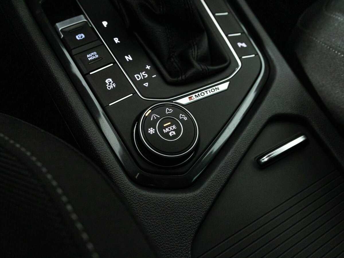 Б/У Фольксваген Тигуан 2017 года. Фото: #17