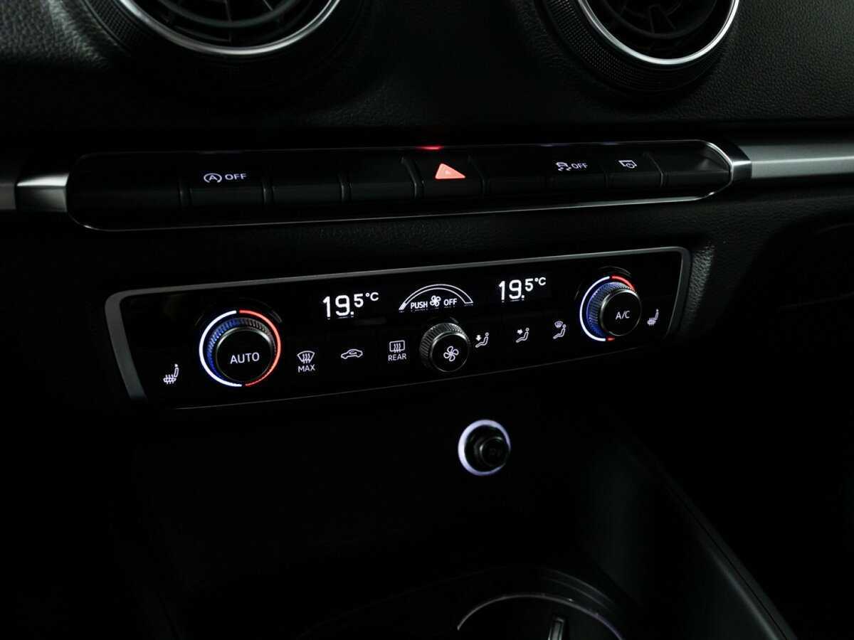 Б/У Ауди А3 2018 года. Фото: #16