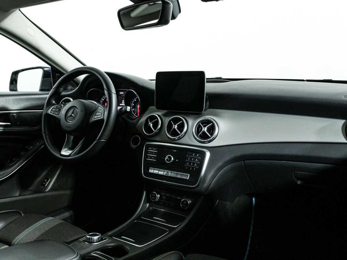 Б/У Мерседес-Бенц КЛА 2017 года. Фото: #8