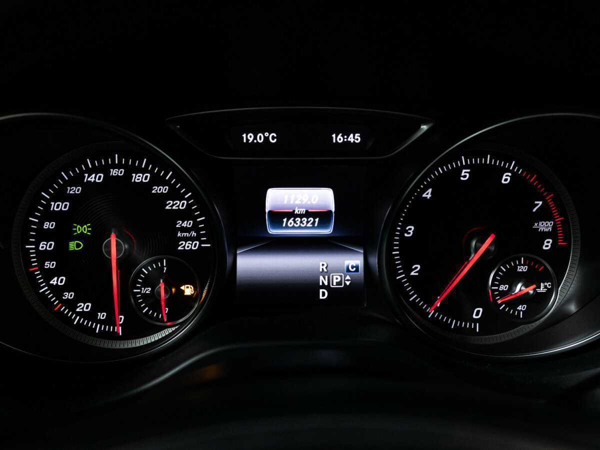 Б/У Мерседес-Бенц КЛА 2017 года. Фото: #11