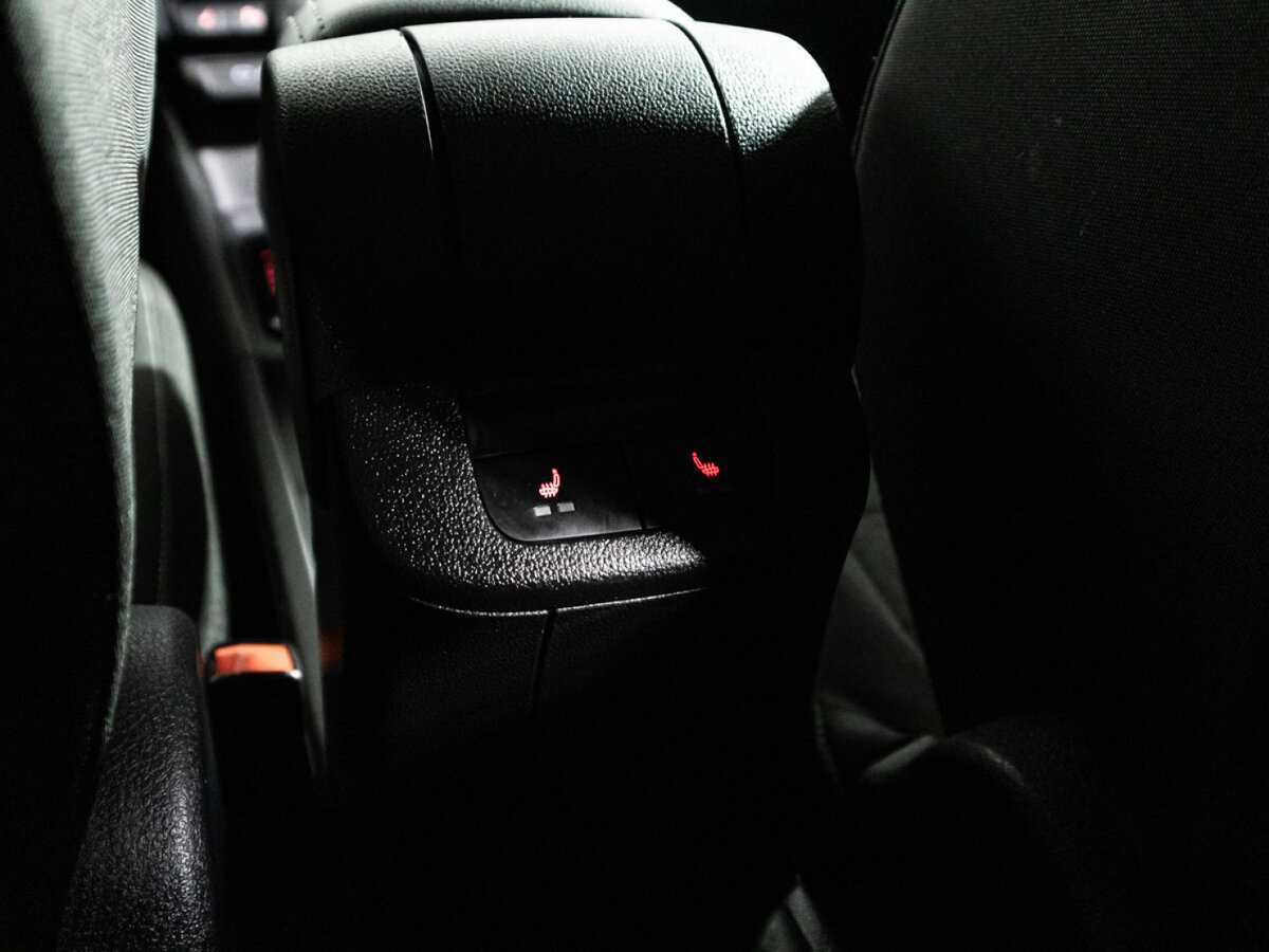 Б/У Фольксваген Поло 2021 года. Фото: #18