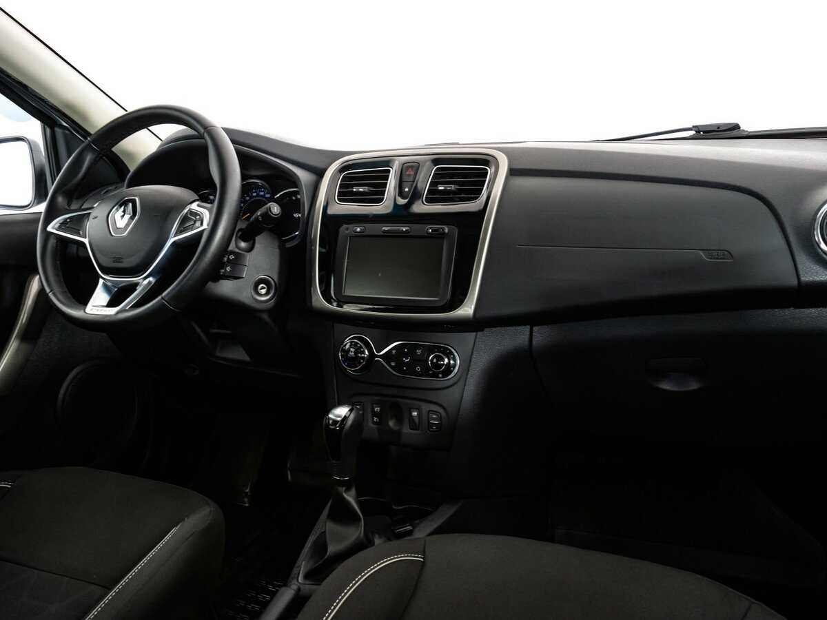 Б/У Рено Сандеро 2018 года. Фото: #6