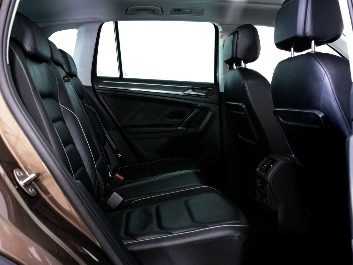 Б/У Фольксваген Тигуан 2017 года. Фото: #15