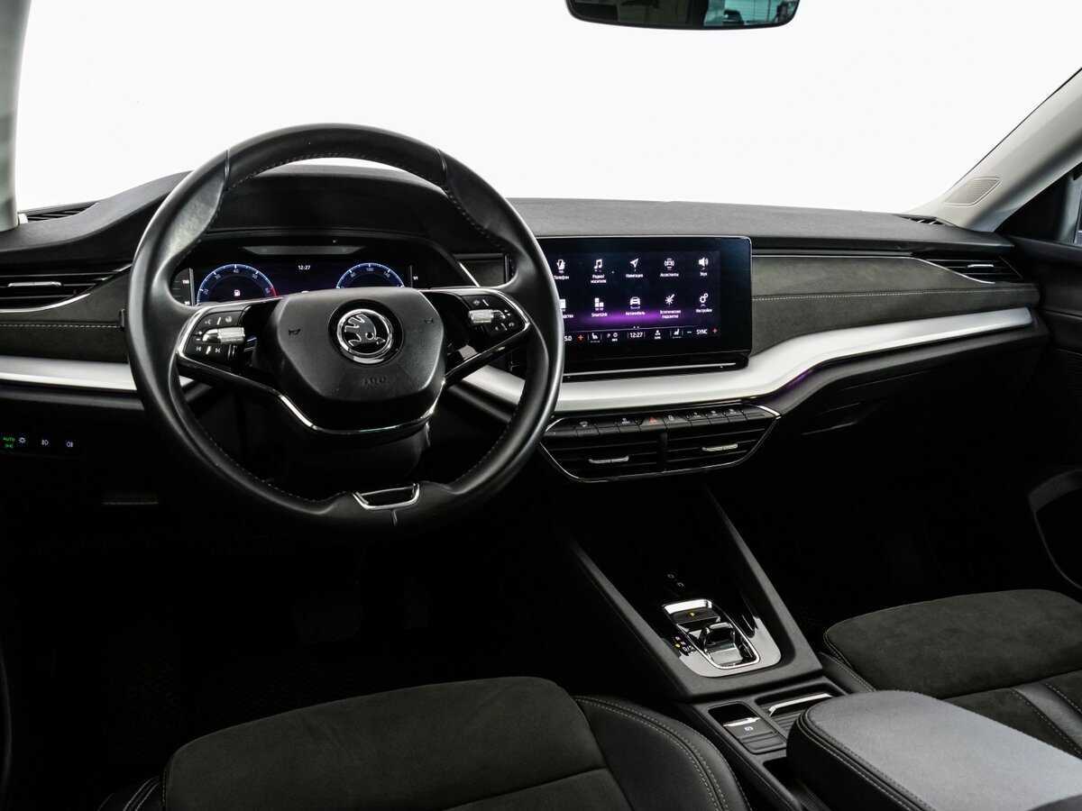 Б/У Шкода Октавия 2021 года. Фото: #8