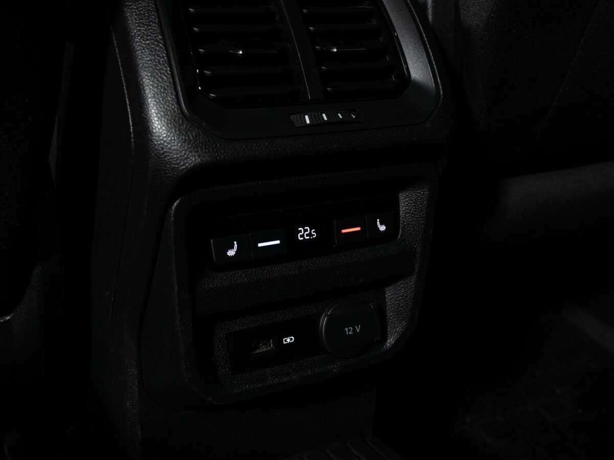 Б/У Фольксваген Тигуан 2018 года. Фото: #22