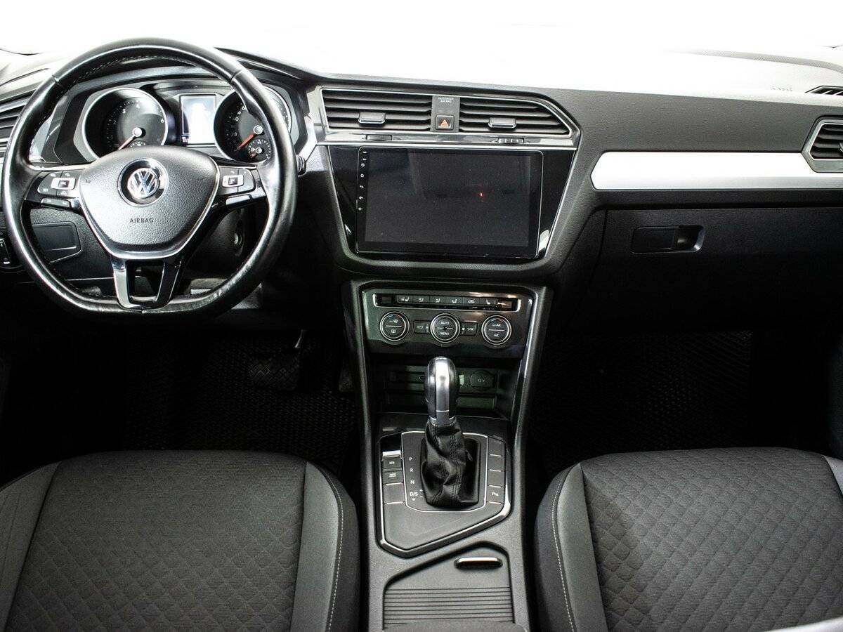 Б/У Фольксваген Тигуан 2017 года. Фото: #8