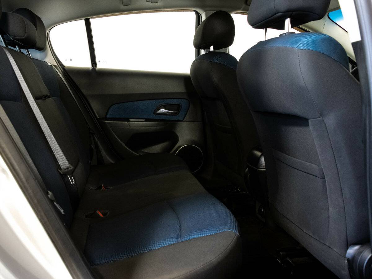 Б/У Шевроле Круз 2012 года. Фото: #10