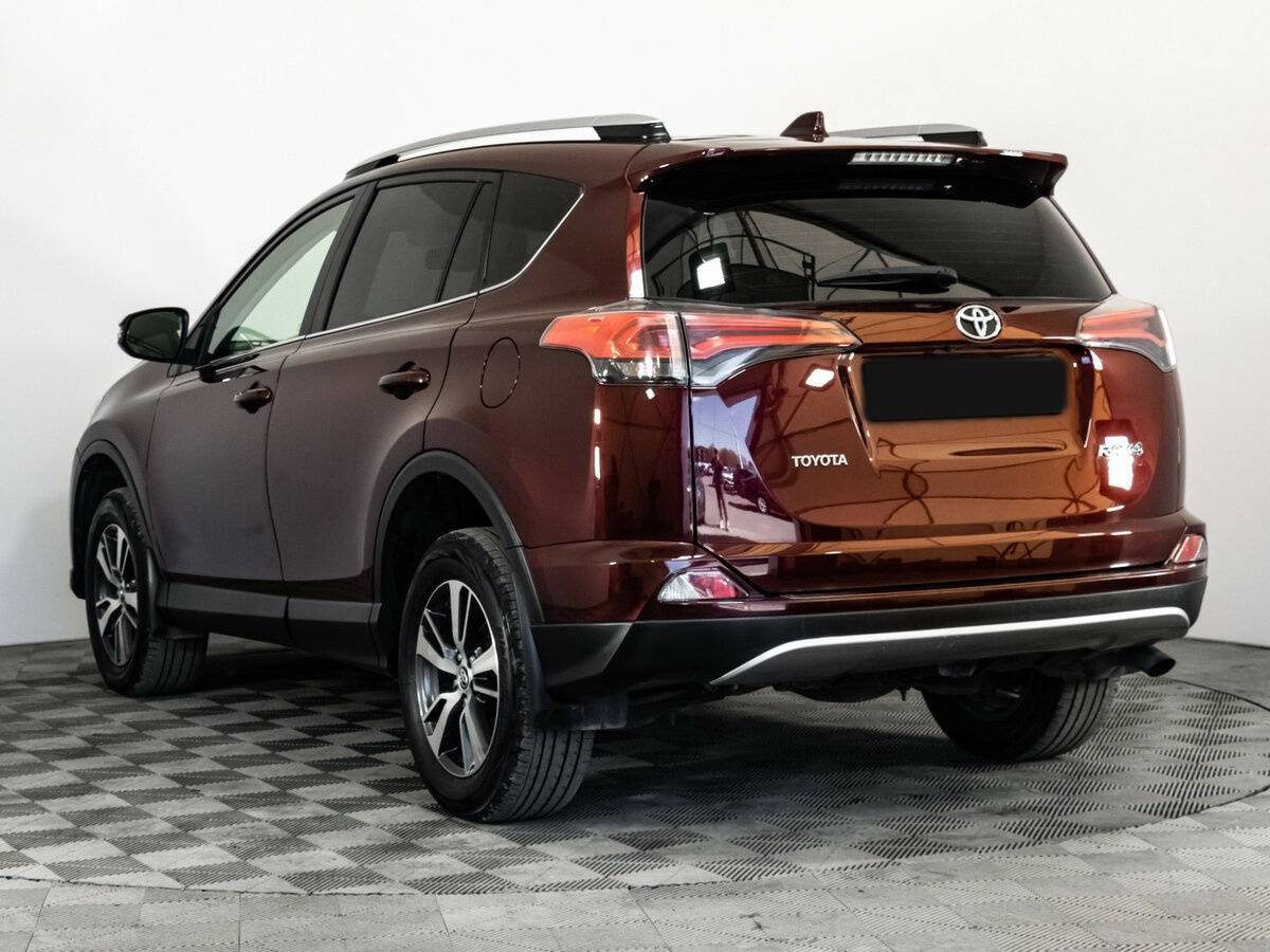 Б/У Тойота Рав4 2017 года. Фото: #5