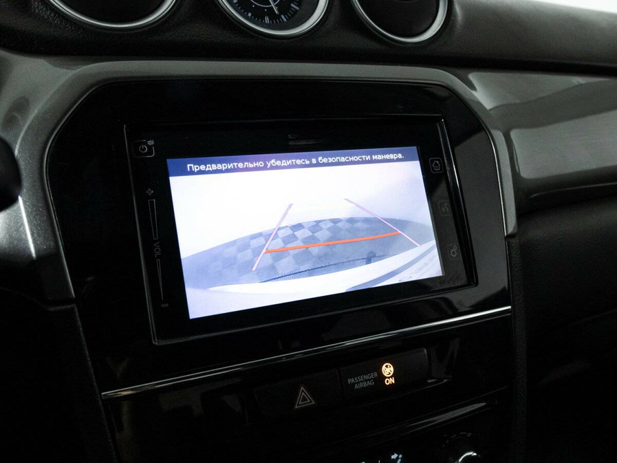 Б/У Сузуки Витара 2016 года. Фото: #14