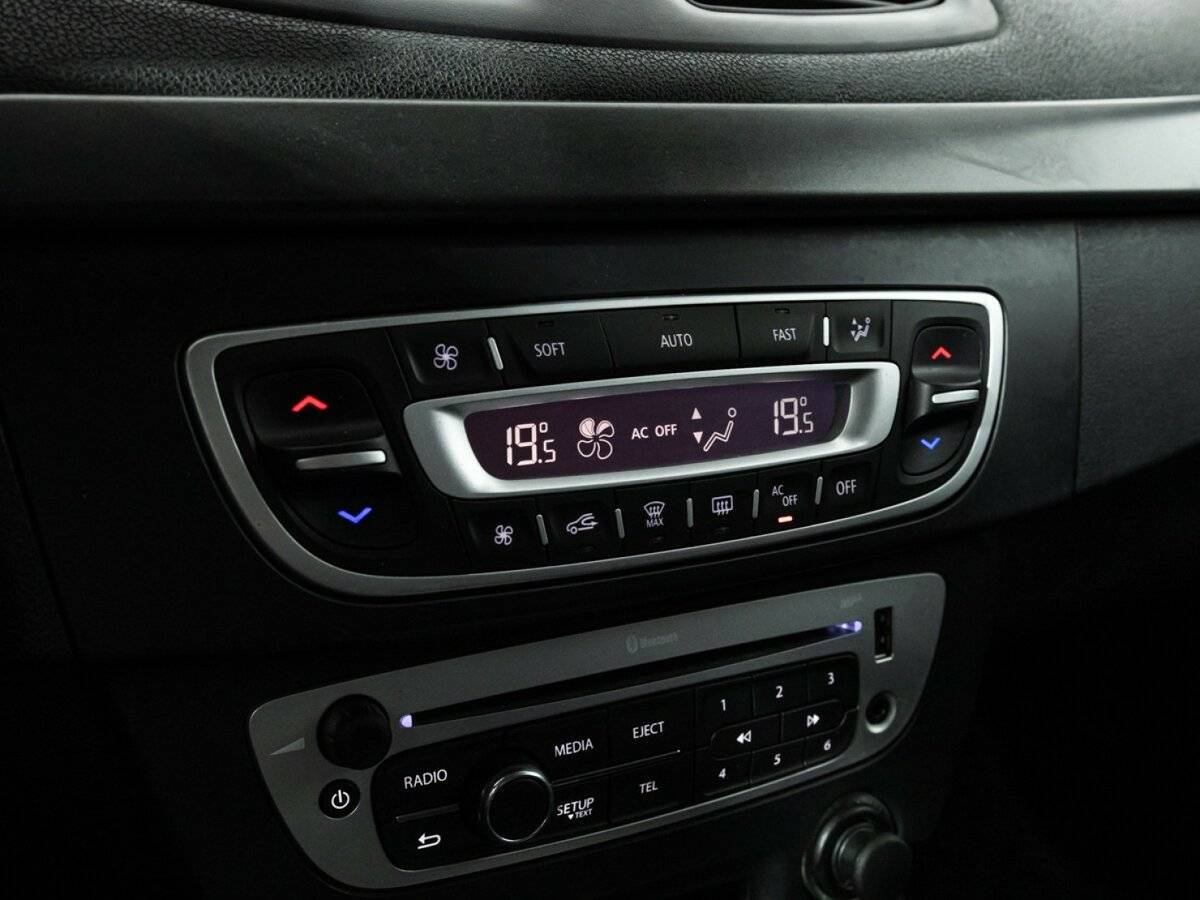 Б/У Рено Меган 2013 года. Фото: #15