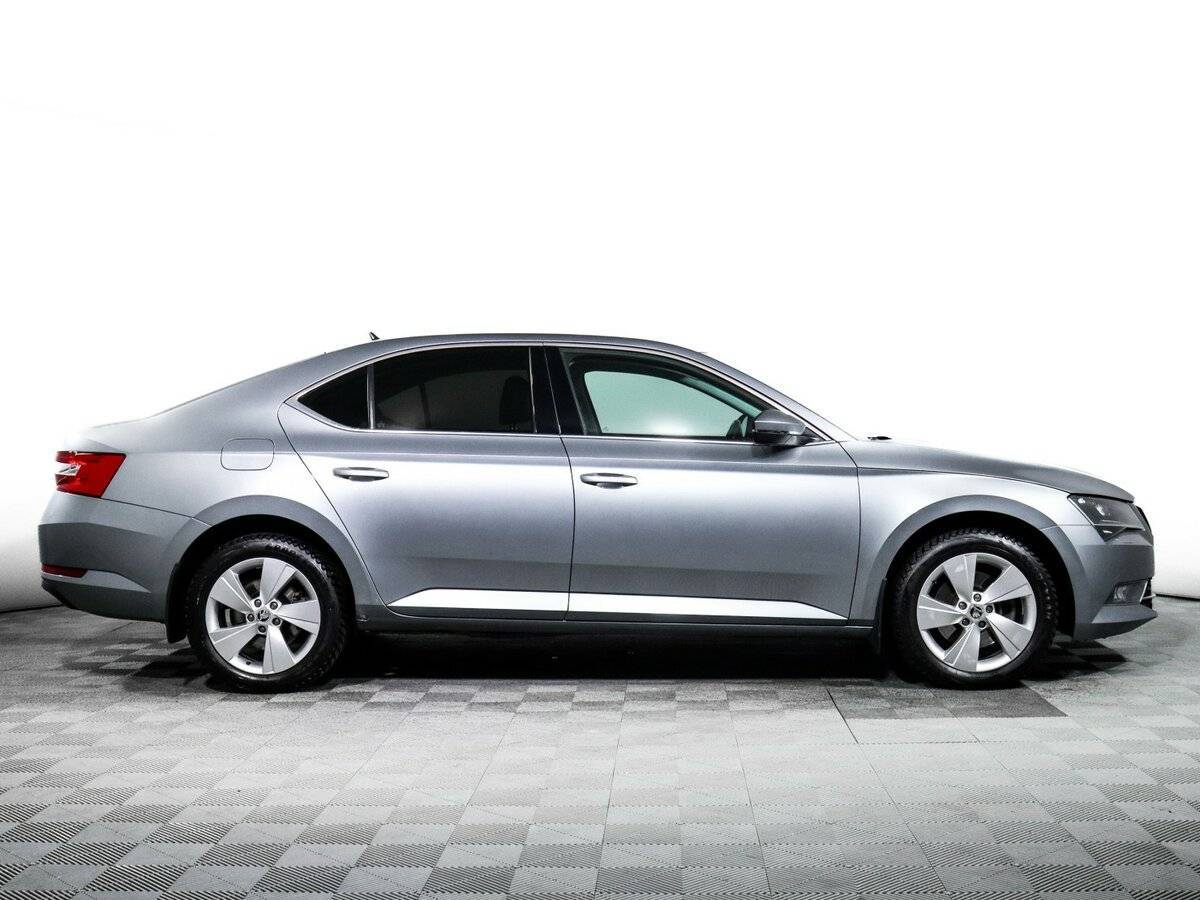 Б/У Шкода Суперб 2017 года. Фото: #3