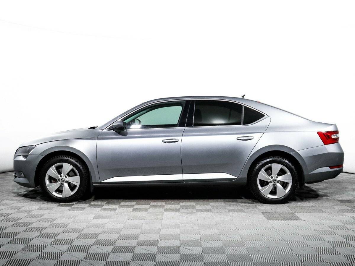 Б/У Шкода Суперб 2017 года. Фото: #4