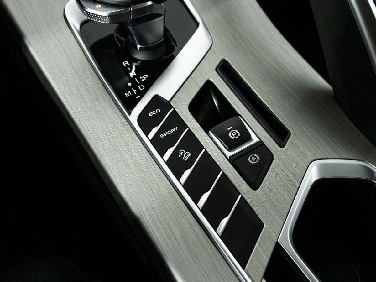 Б/У Джили Кулрэй 2022 года. Фото: #16