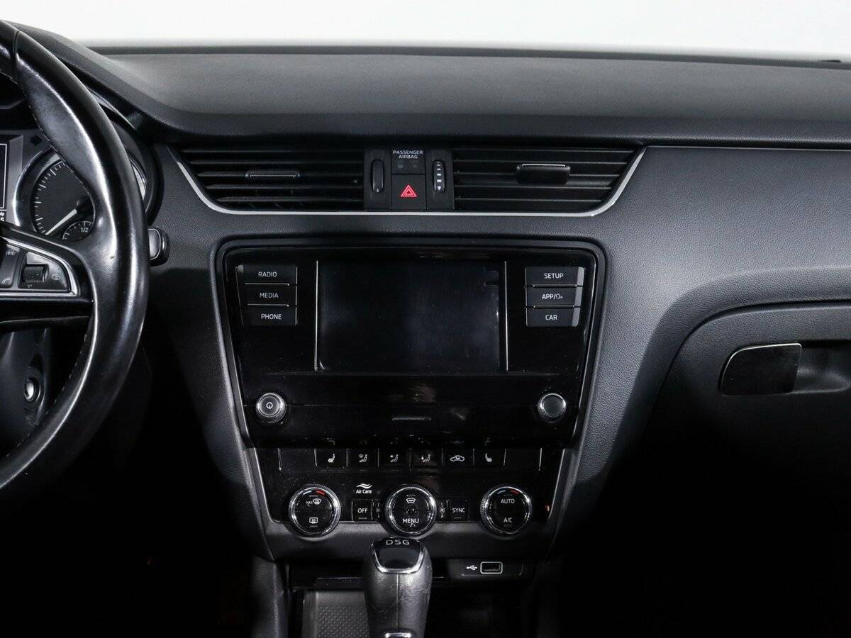 Б/У Шкода Октавия 2017 года. Фото: #9