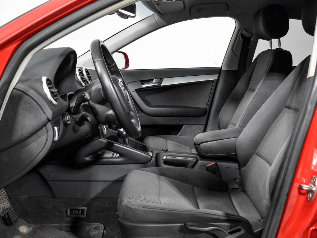 Б/У Ауди А3 2012 года. Фото: #9