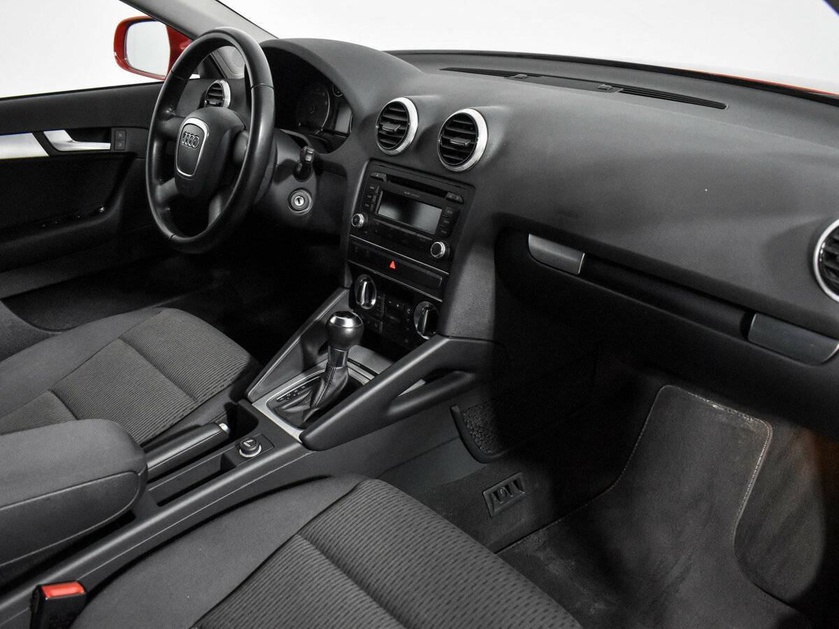 Б/У Ауди А3 2012 года. Фото: #12