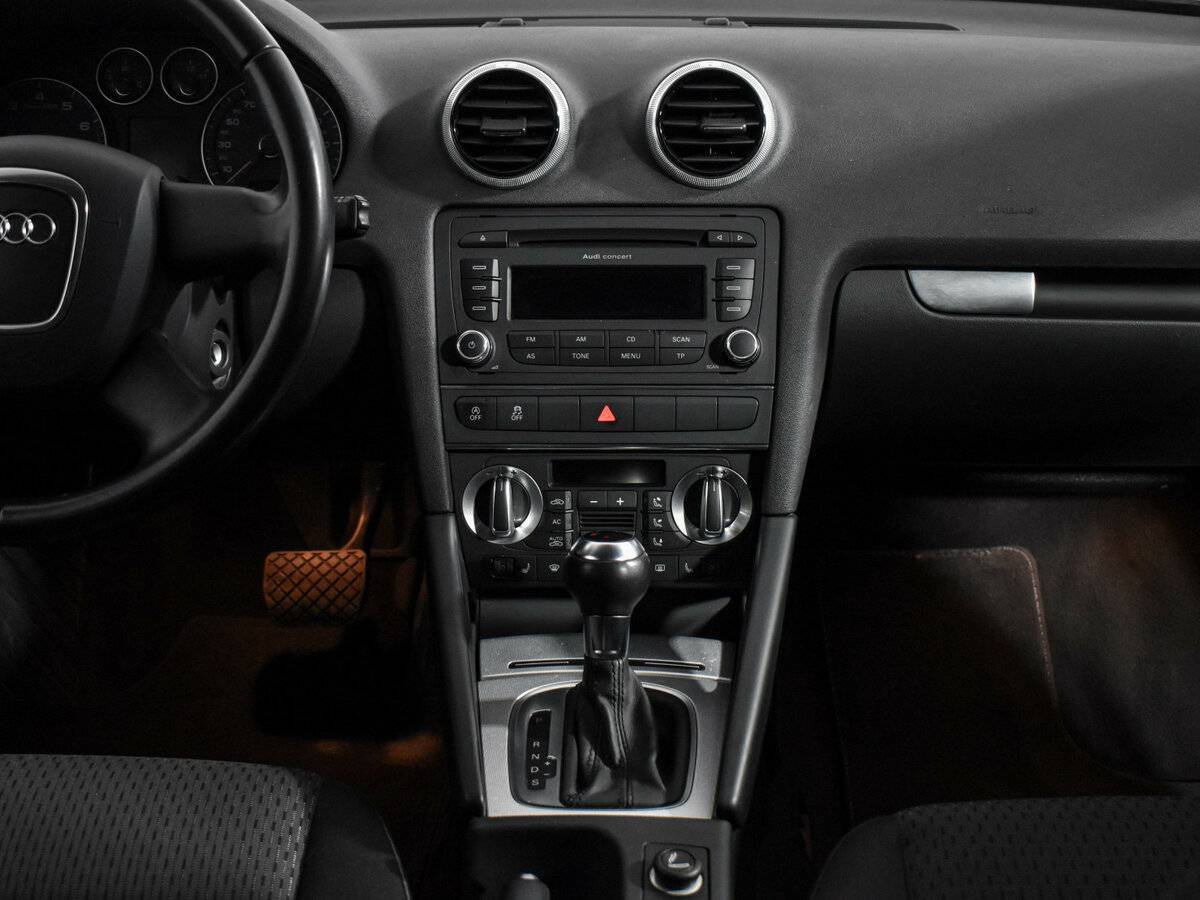 Б/У Ауди А3 2012 года. Фото: #13