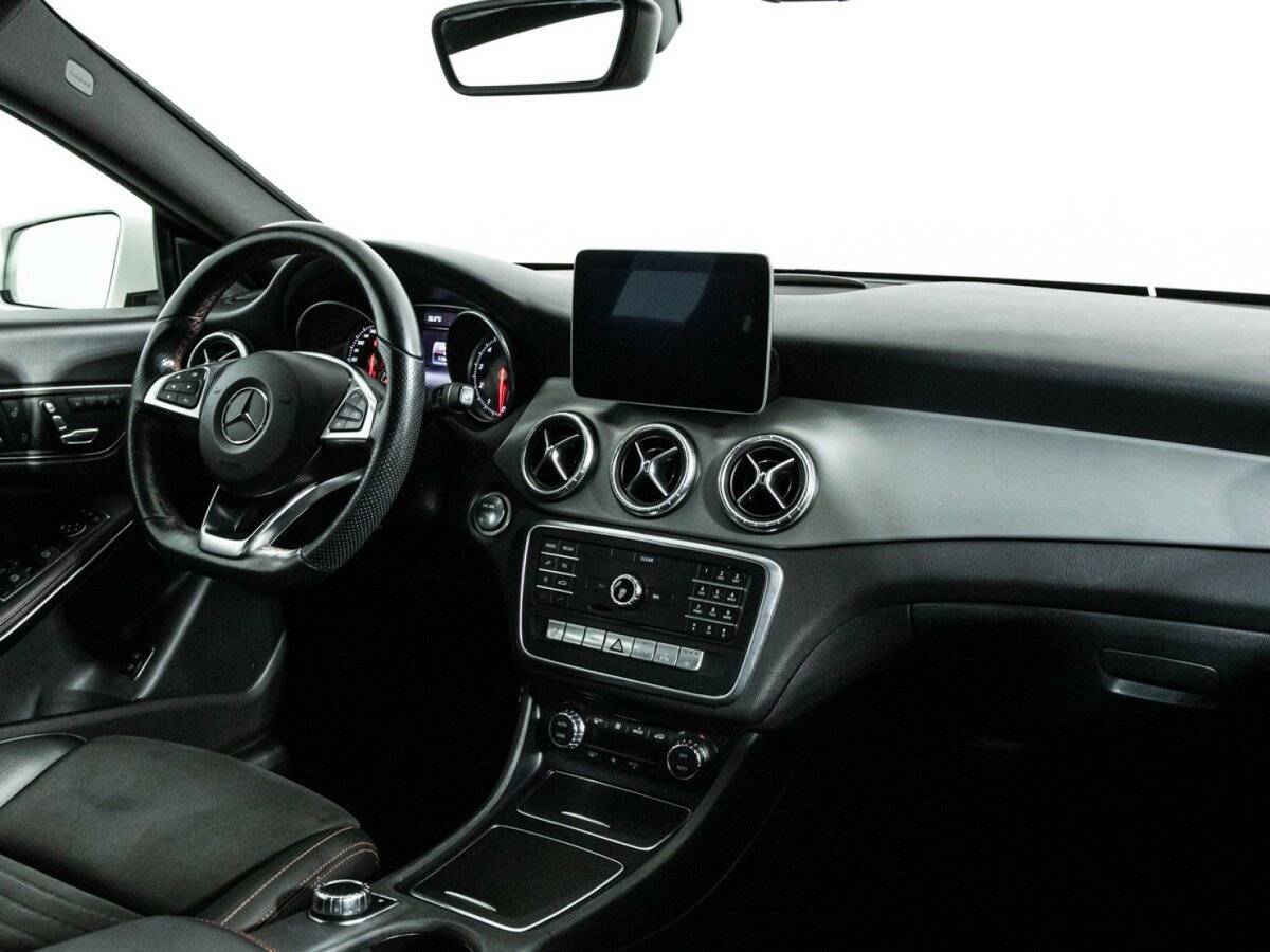 Б/У Мерседес-Бенц КЛА 2018 года. Фото: #8