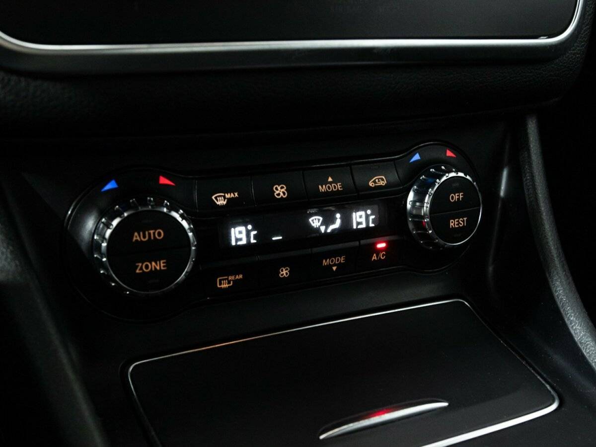 Б/У Мерседес-Бенц КЛА 2018 года. Фото: #16