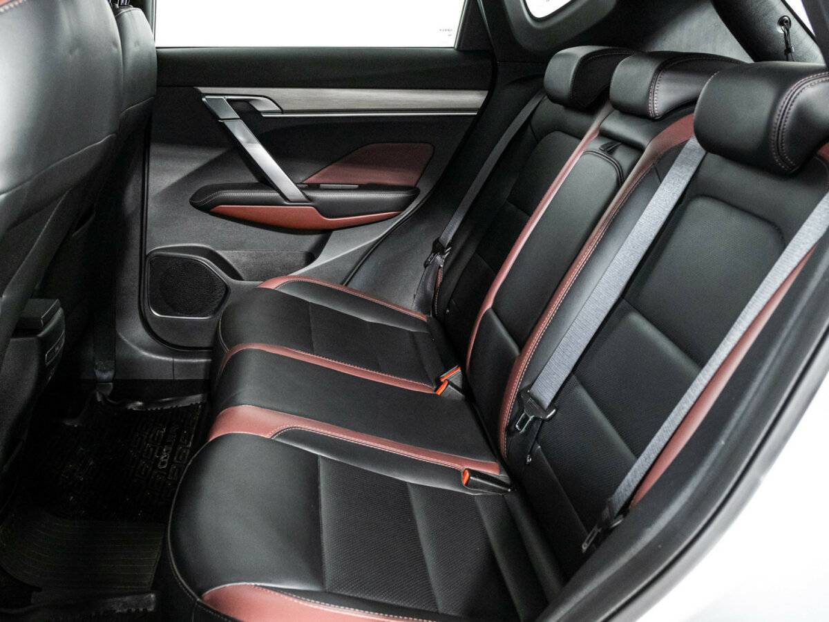 Б/У Джили Кулрэй 2021 года. Фото: #9